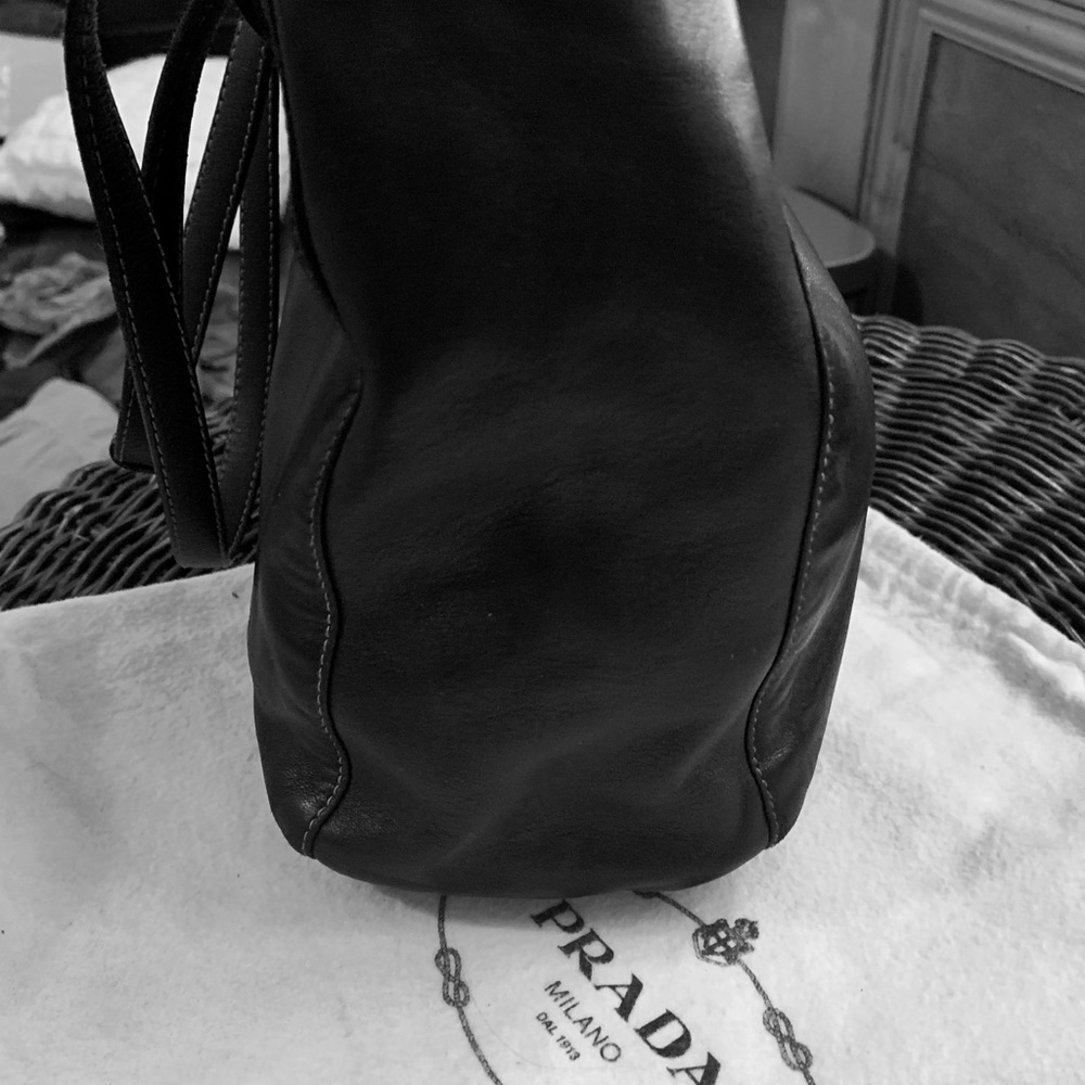Prada leather bucket bag small - Picture 7 of 8